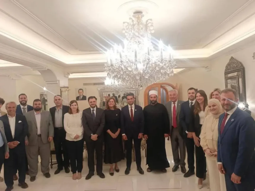 نائب أميركي يلتقي الشرع