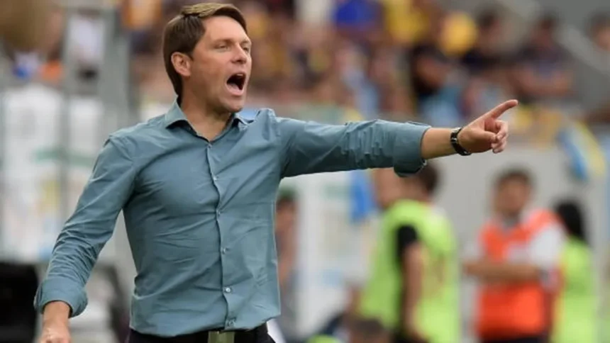 لوك هولتز مدرب لوكسمبورغ يغادر منصبه بعد 15 عاماً