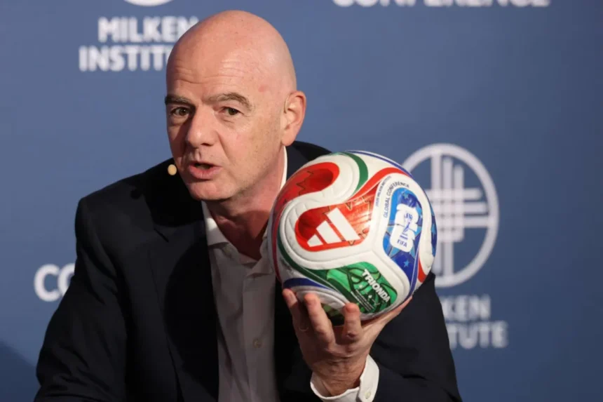 إنفانتينو يدافع عن أسعار تذاكر مونديال 2026