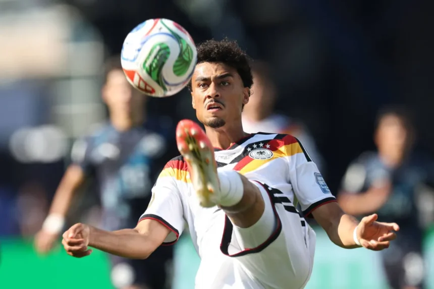 براون مدافع المنتخب الألماني على أعتاب الانتقال لبايرن ميونيخ | نافذة الشرق
