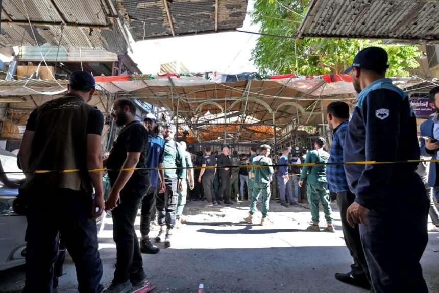 سوريا: مقتل 6 مدنيين وإصابة 22 بانفجار عبوة ناسفة في | نافذة الشرق سوريا: مقتل 6 مدنيين وإصابة 22 بانفجار عبوة ناسفة في | نافذة الشرق
