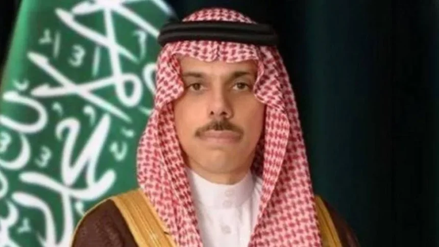 وزراء خارجية السعودية وقطر وعُمان يبحثون الأوضاع الإقليمية | نافذة الشرق
