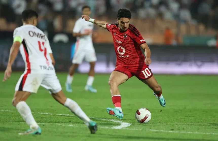 الأهلي يحسم «ديربي القاهرة» بثنائية... ويتصدر «مؤقتاً» | نافذة الشرق