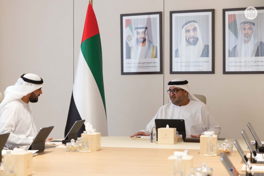 بالصور.. محمد بن حمدان بن زايد يطلع على مستجدات استراتيجية | نافذة الشرق بالصور.. محمد بن حمدان بن زايد يطلع على مستجدات استراتيجية | نافذة الشرق